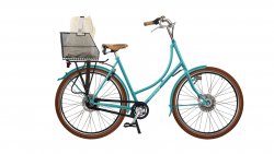 Oma Premium avec cadre turquoise, pneus marrons et panier de vélo sur porte-bagage arrière