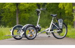 Triporteur électrique pour fauteuil roulant VeloPlus de Van Raam