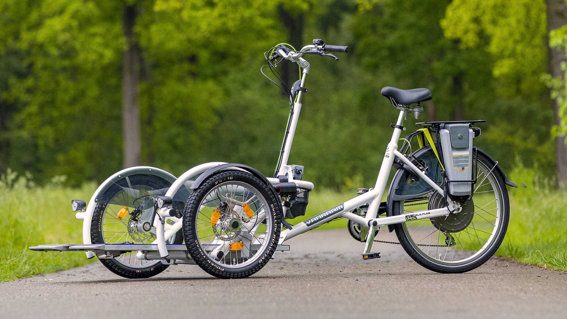 Triporteur électrique pour fauteuil roulant VeloPlus de Van Raam