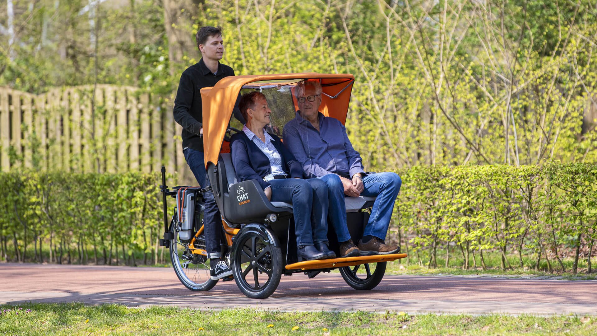 Tandem tricycle cote à cote Van Raam