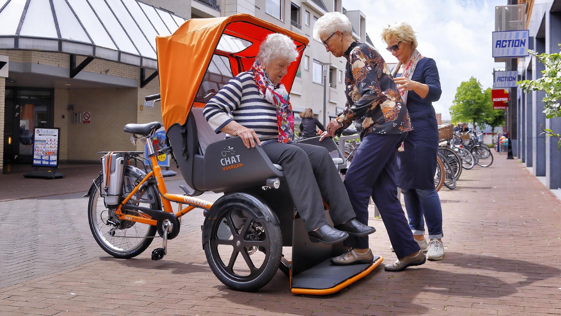 Tandem tricycle cote à cote Van Raam