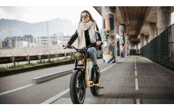 Le Fatbike RS avec cadre jaune brillant