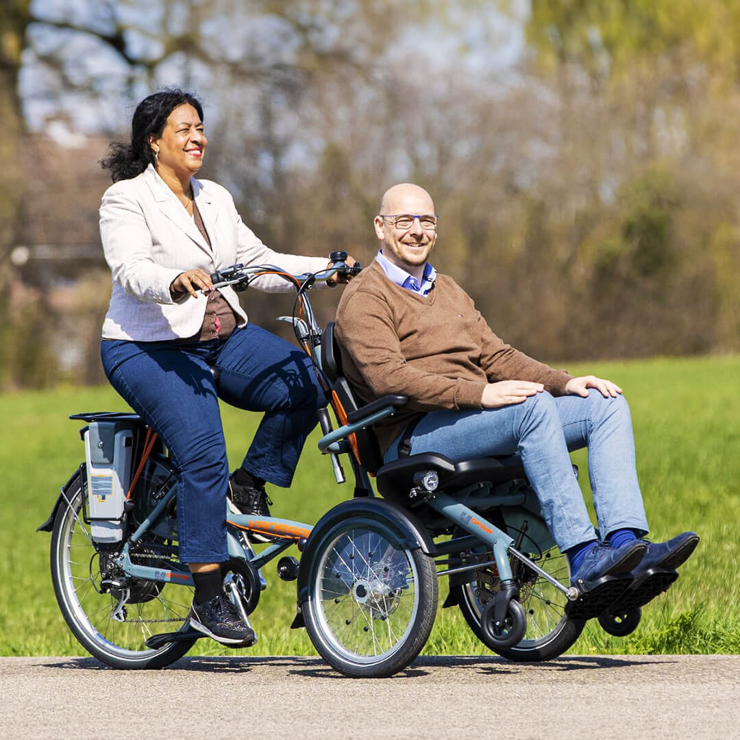 Vélo électrique pour fauteuil roulant OPair de Van Raam